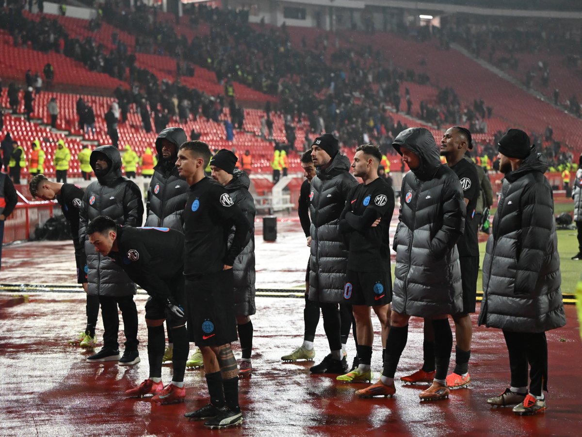 Șut a fost criticat și de fanii roș-albaștilor după meciul de la Belgrad