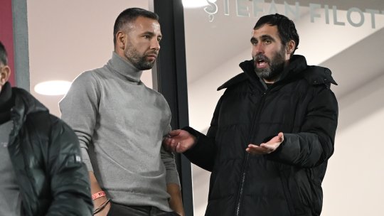 Scandal violent la un meci de juniori! Tatăl unui jucător de la Craiova, bătut de părinții rapidiștilor sub ochii lui Vasile Maftei