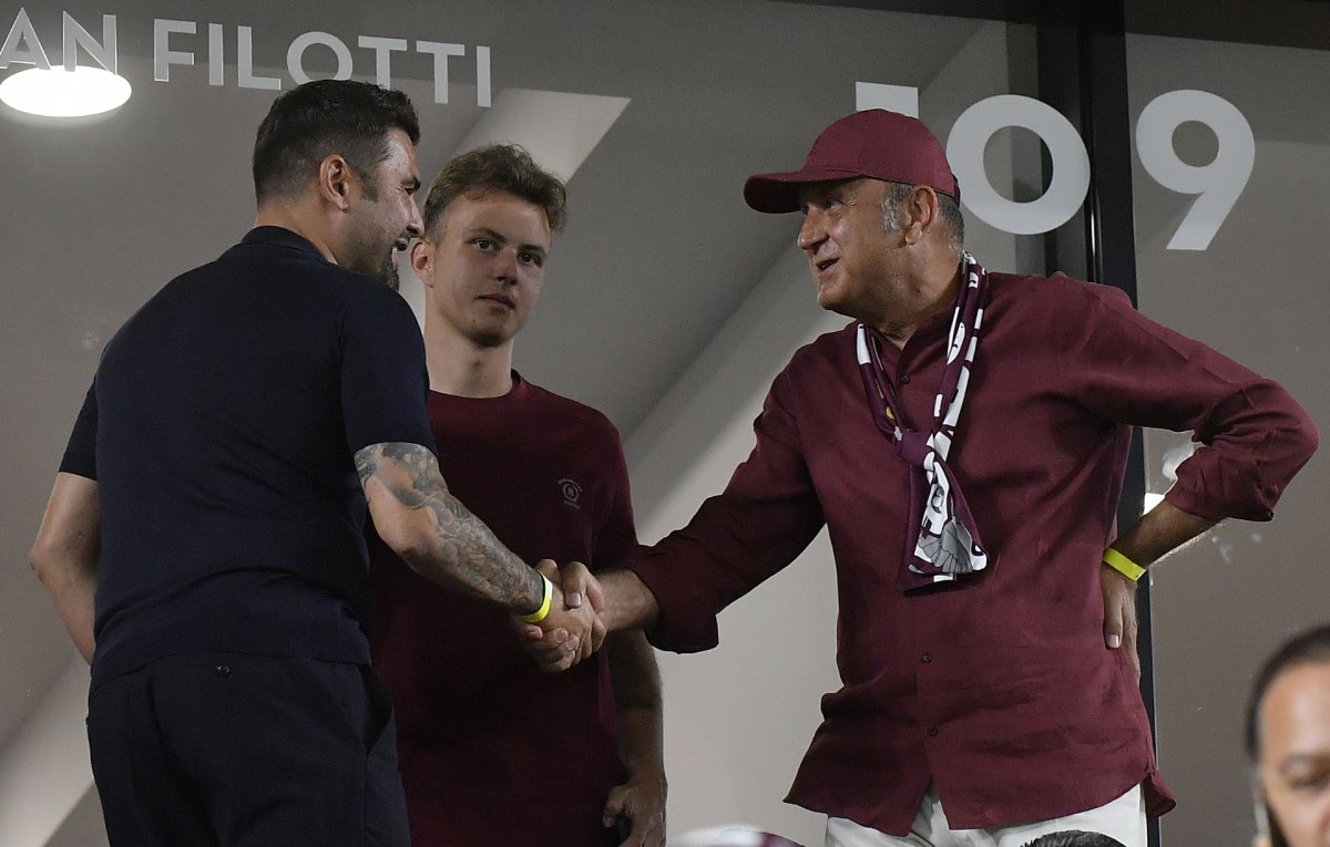 Dan Șucu a schimbat pentru prima oară antrenorul din postura de patron al celor de la Genoa