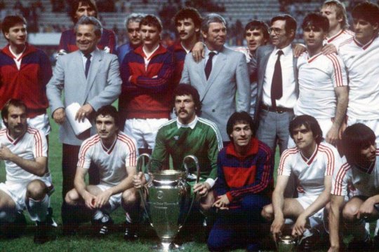 Omagiu emoționant al lui Belodedici pentru Ienei: ”Ne-am fi dat viața pentru el! Avea grijă de noi, era poate cel mai mare antrenor român”