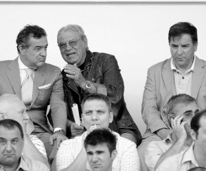 ”Când vedeți că se sting legendele Stelei, vă pare rău de războiul cu ele?”. Gigi Becali a dat cărțile pe față după moartea lui Emeric Ienei