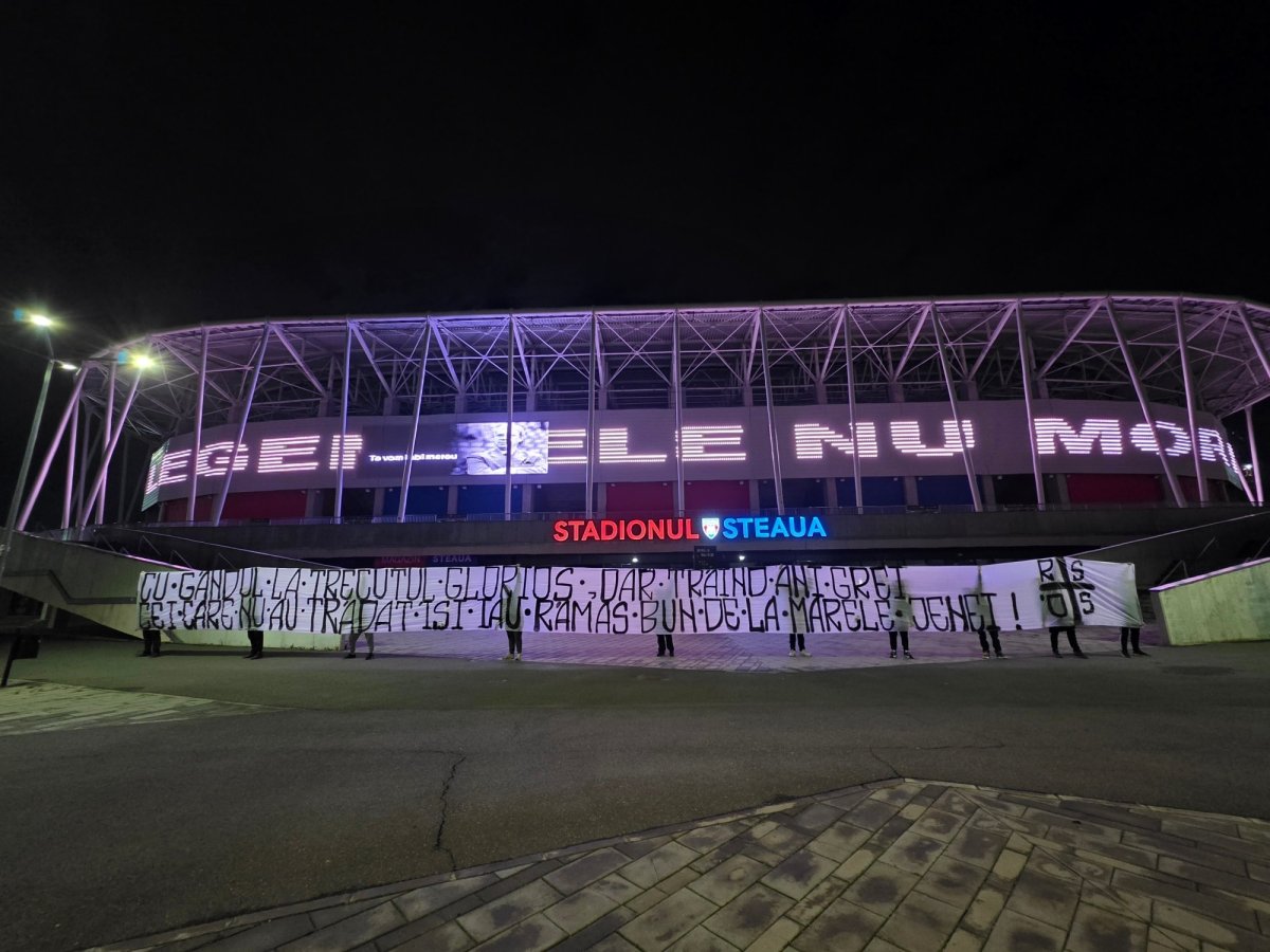 Fanii Stelei deplâng dispariția lui Emeric Ienei. Mesajul postat la stadionul Ghencea