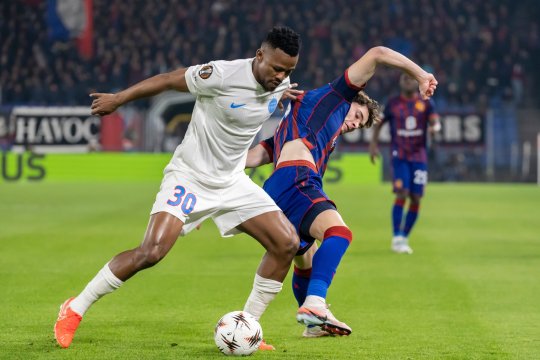 Basel - FCSB 1-0, ACUM pe iAMsport.ro. Momentele de ”nebunie” ale lui Târnovanu și Ngezana i-au adus pe elvețieni în avantaj