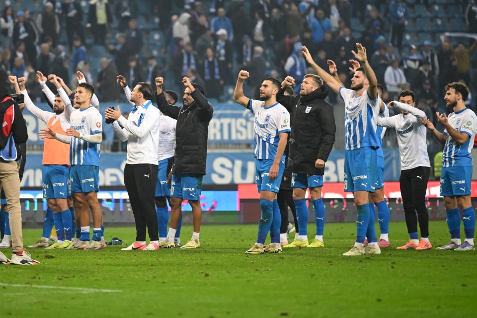 Rapid Viena - Universitatea Craiova, de la 22:00, pe iAMsport.ro