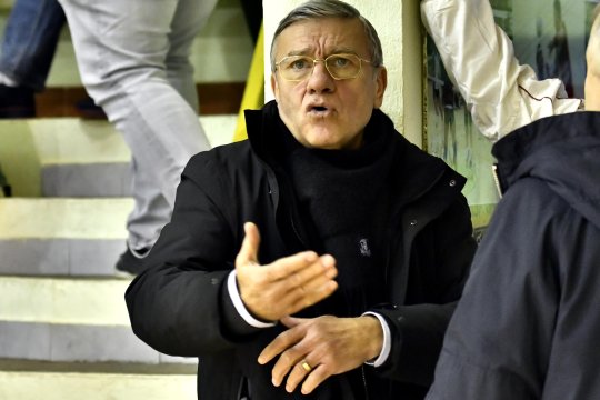 Mircea Sandu s-a mutat din România. Unde își trăiește viața fostul președinte al FRF