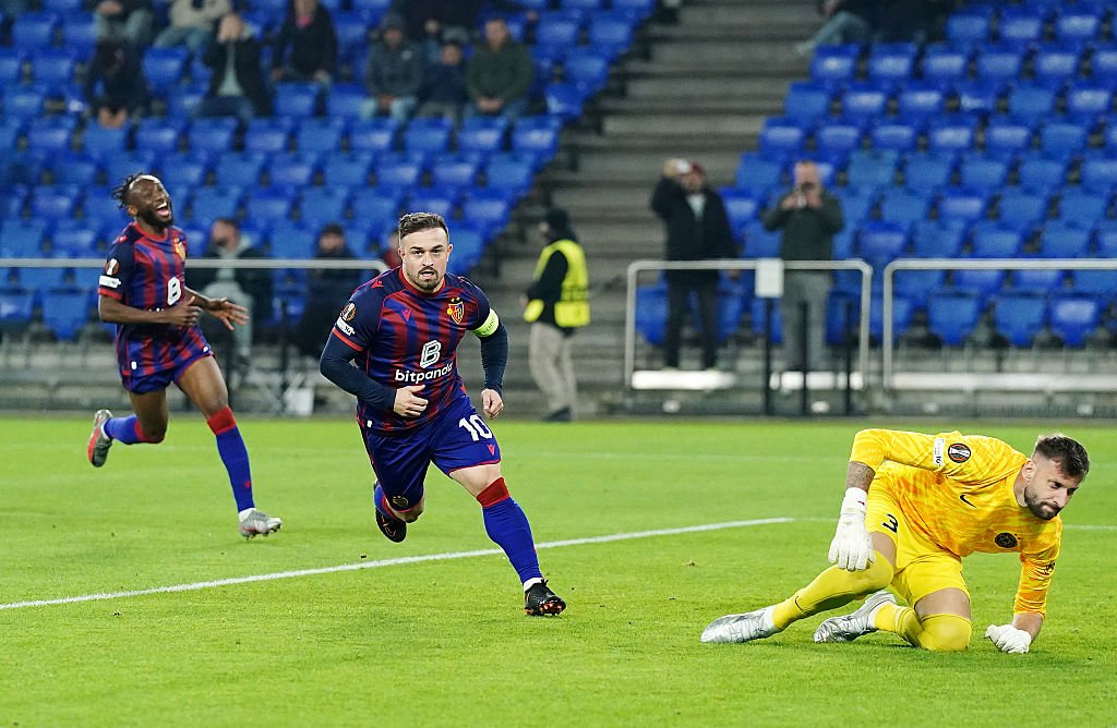 Shaqiri se bucură pentru golul înscrie din penalty