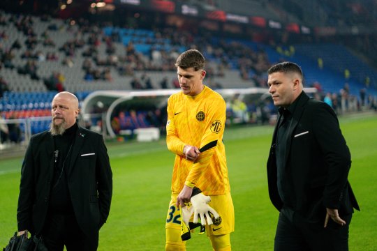 Ce a scris presa din Elveția după erorile în lanț ale celor de la FCSB din startul meciului