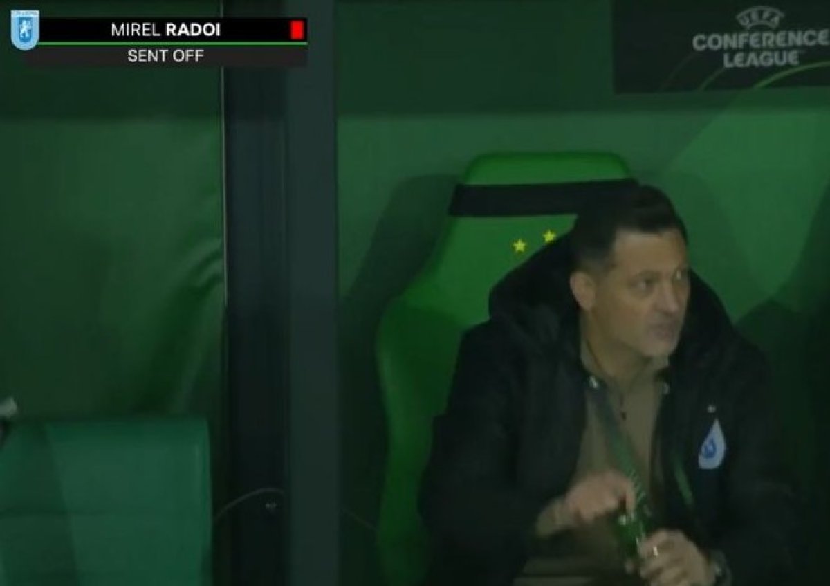 19 minute a rezistat Rădoi pe banca Universității Craiova la duelul cu Rapid Viena