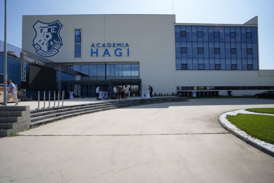 Finanțare de milioane de euro pentru Academia Hagi! Un om potent financiar din România i-a dat o mână de ajutor ”Regelui”