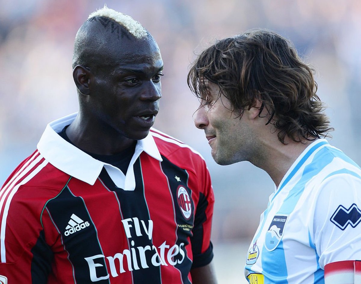 Giussepe Sculli (cel din dreapta)