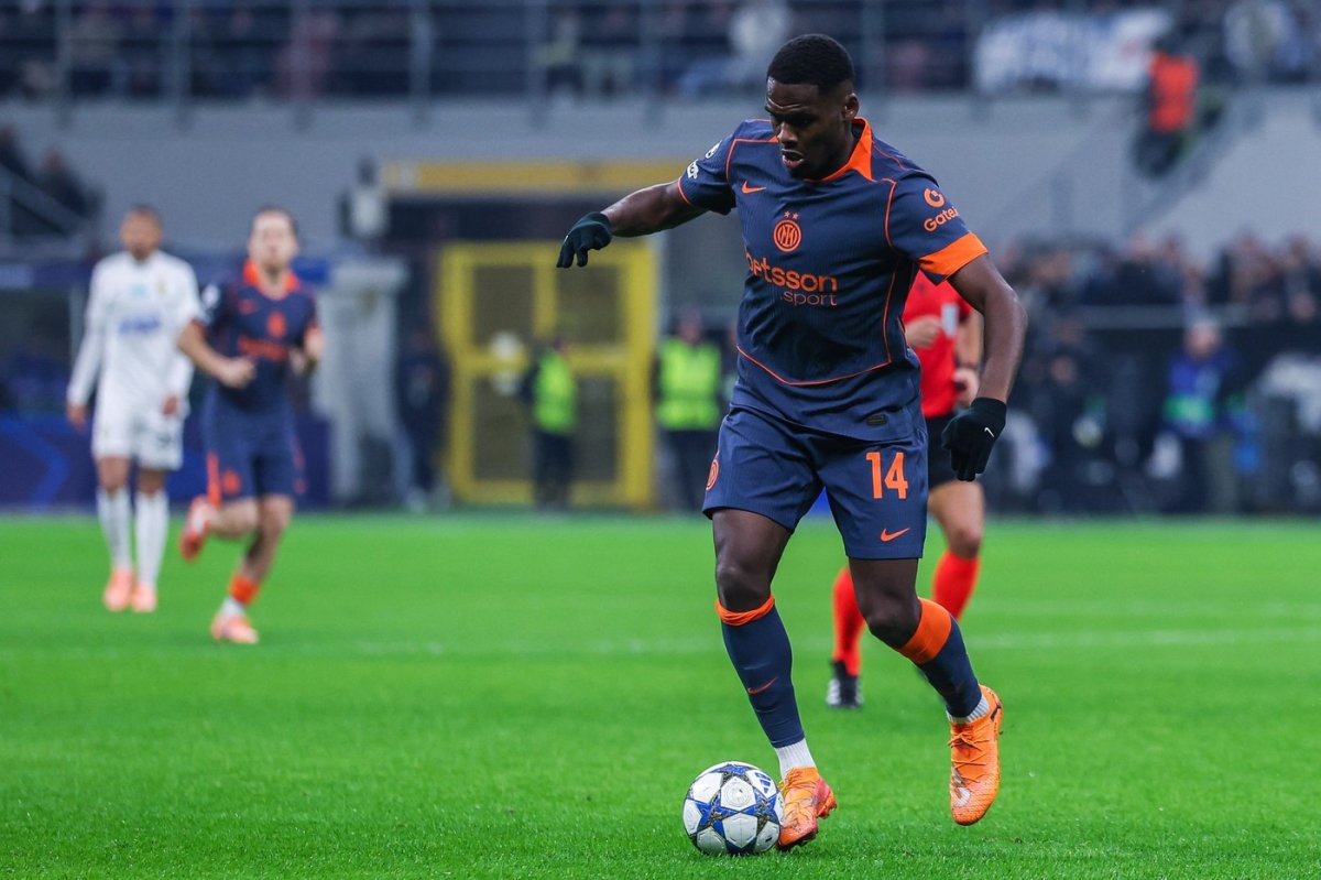 Ange-Yoan Bonny este alt fotbalist antrenat de Chivu la Parma