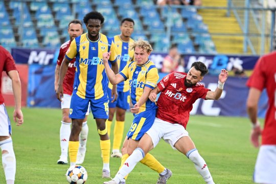 Petrolul Ploiești - Oțelul Galați, de la ora 14:30, pe iAMsport.ro. Prahovenii, neînvinși de 4 etape