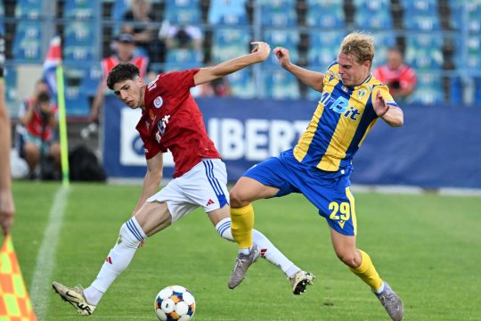 Petrolul Ploiești - Oțelul Galați 0-0, ACUM, pe iAMsport.ro. Prahovenii, neînvinși de 4 etape. Echipele de start