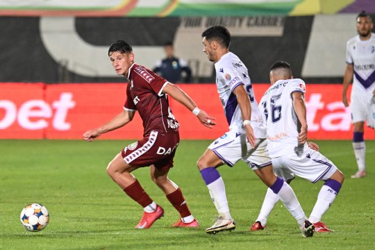 Rapid București - FC Argeș, de la ora 20:30, pe iAMsport.ro. Giuleștenii au ocazia să urce pe primul loc în SuperLigă