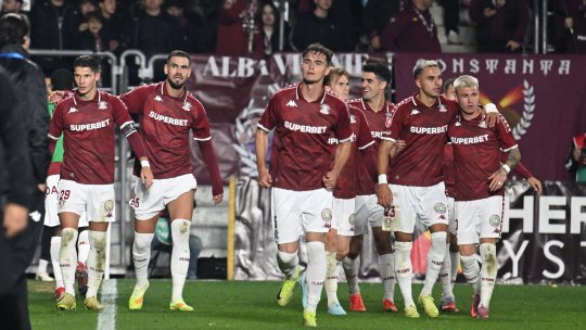 L-a văzut pe Pașcanu petrecând în club după victoria cu Argeș și a răbufnit: ”Cum să bei alcool din paharul ăla?”