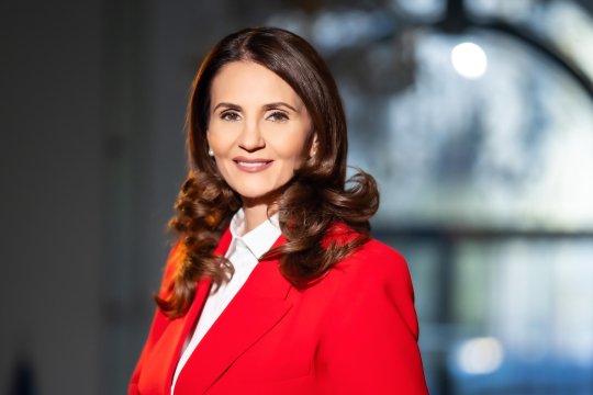 Fostul mare campion român o susține pe Anca Alexandrescu la alegeri: ”Nu vreau ca plozii securiștilor să conducă România! Aleg o suveranistă care nu m-a dezamăgit”