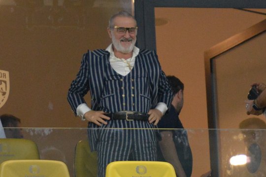 Gigi Becali a luat decizia în privința veteranului de la FCSB: ”Îi prelungesc contractul”