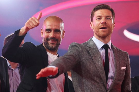 Pep Guardiola îl apără pe Xabi Alonso: ”Pentru rezultatele de anul trecut, Real Madrid m-ar fi demis cu 6 luni înainte de sfârşitul sezonului!”