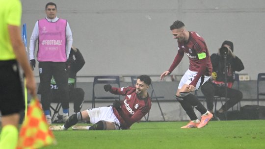 Momentul serii în Conference League! Rrahmani a venit cu tricoul Rapidului la interviu și a anunțat că vrea înapoi pe Giulești: ”Poate îl voi purta din nou pe viitor”