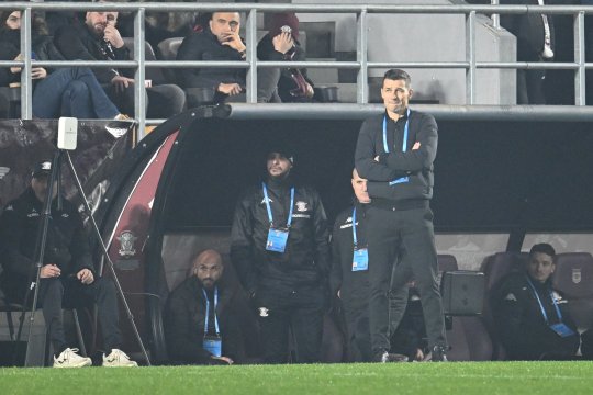 Costel Gâlcă, vehement la adresa arbitrajului: ”De ce mai avem VAR? Pentru unii judecă altfel”