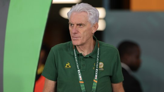 Selecționerul lui Ngezana a fost scos din sărite de un jucător și a avut o reacție controversată: ”E un băiat de culoare, dar va pleca din biroul meu alb la față”