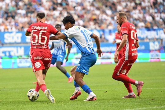 Hermannstadt - Universitatea Craiova, de la 20:30, pe iAMsport.ro. Meciul de debut al lui Dorinel Munteanu pe banca sibienilor! Echipele de start