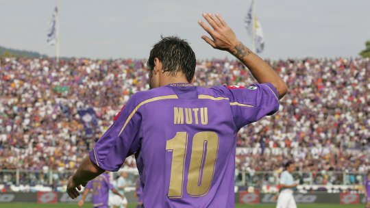 Adrian Mutu așteaptă telefonul de la Fiorentina: ”Ar fi senzațional să mă duelez cu Chivu”