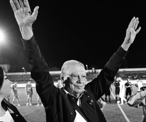 Fostul mare fotbalist român acuză că Ienei i-a încheiat cariera la națională: ”Asta e diferența între Lucescu și el! M-am îmbătat, l-am apostrofat și am rămas cu 49 de meciuri”