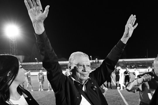 Fostul mare fotbalist român acuză că Ienei i-a încheiat cariera la națională: ”Asta e diferența între Lucescu și el! M-am îmbătat, l-am apostrofat și am rămas cu 49 de meciuri”