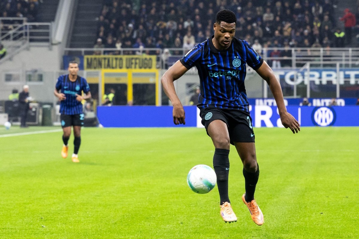 Denzel Dumfries este cotat la 35.000.000 de euro