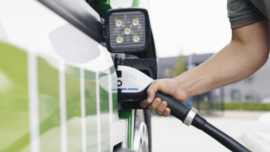 Europa rescrie regulile jocului auto. Ce înseamnă noul pachet UE pentru mașinile viitorului