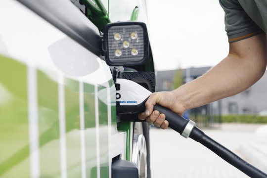 Europa rescrie regulile jocului auto. Ce înseamnă noul pachet UE pentru mașinile viitorului