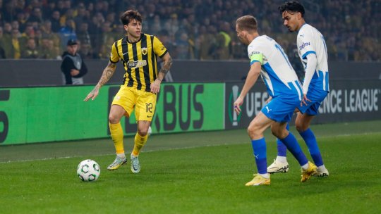 AEK Atena - Universitatea Craiova 3-2! Final de coșmar pentru olteni! Jovic a marcat din penalty la ultima fază
