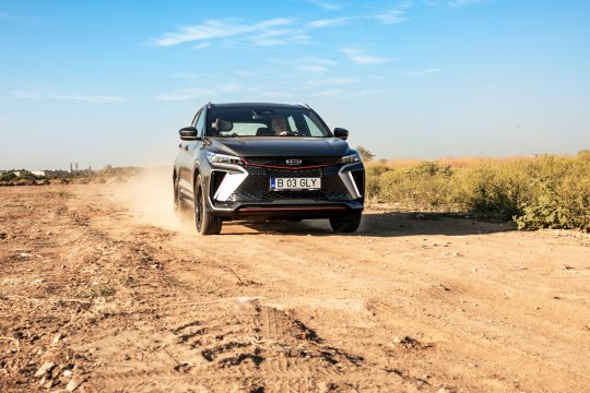 Test Geely Coolray: SUV-ul urban care schimbă regulile jocului