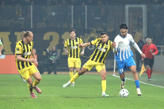 Jucătorii Craiovei, distruși după finalul de coșmar de la Atena: ”Cea mai neagră seară” / ”Nu există explicație”