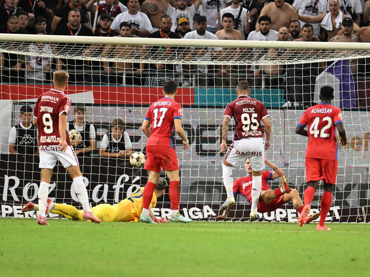 În meciul tur, Rapid și FCSB au remizat, scor 2-2
