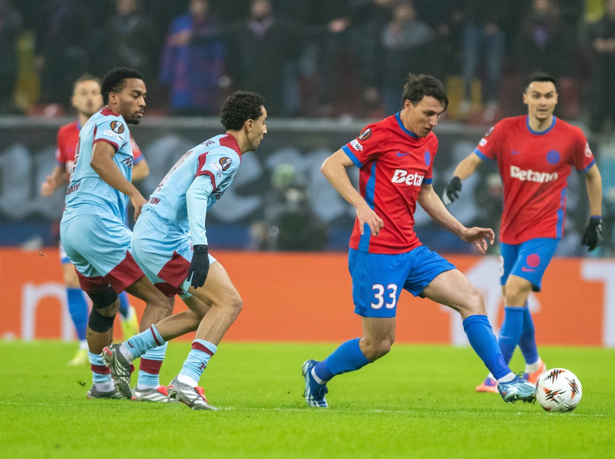 FCSB a câștigat meciul cu Feyenoord din Europa League, scor 4-3, după ce a fost condusă cu 1-3