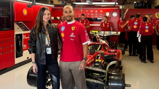 Lewis Hamilton, întâlnire-surpriză cu Ana de Armas la Abu Dhabi
