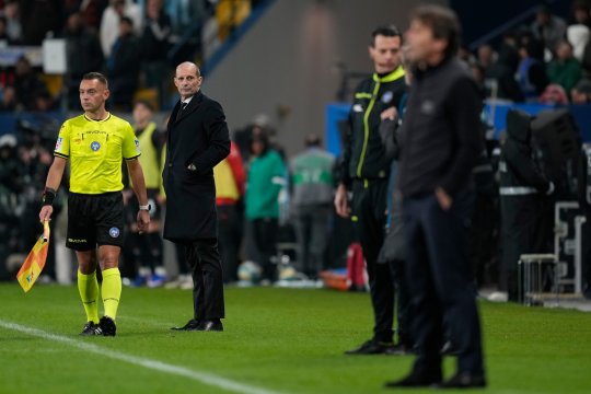 Presa din Italia l-a dat în vileag pe Max Allegri: ”Stai jos, idiotule!”