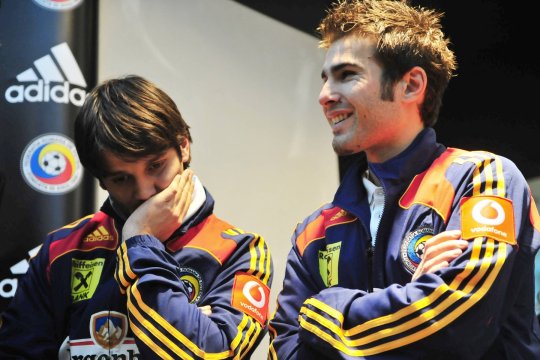 Fotbalistul lui Dinamo a ales top 5 cei mai mari jucători români din istorie: Chivu și Mutu, peste Balaci! Un singur rival de la Steaua a prins lista