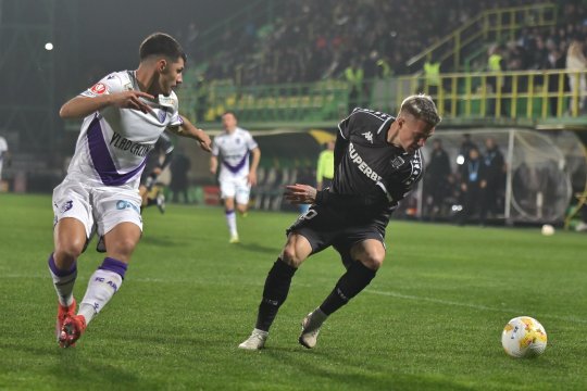 FC Argeș - Rapid 2-1, pe iAMsport.ro. Moldoveanu face dubla și întoarce scorul în favoarea echipei lui Bogdan Andone