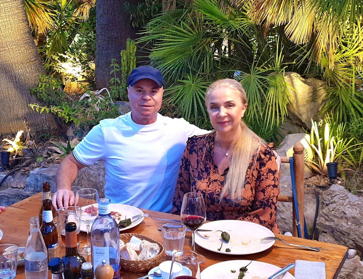 Echipa de fotbal din România, sponsorizată de Nicu Gheară; ”Eu l-am adus”