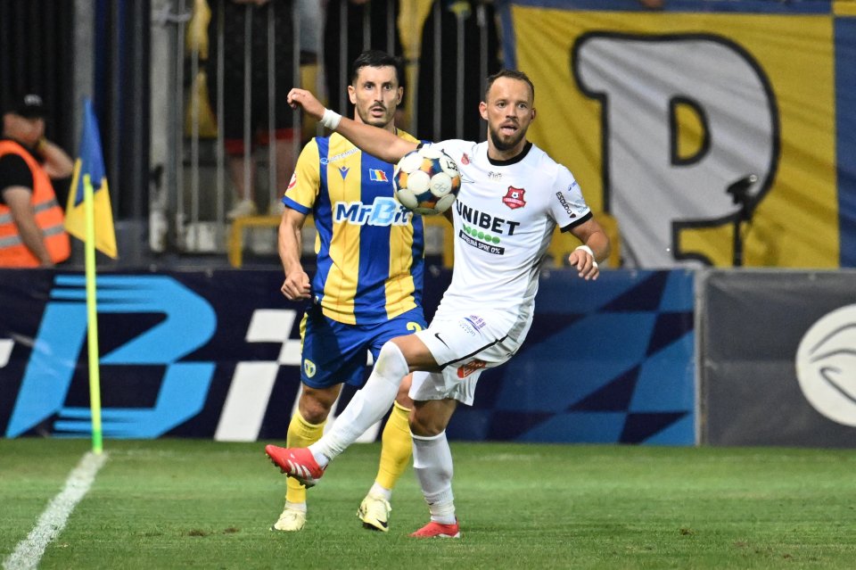 Ultimul duel direct Hermannstadt - Petrolul s-a încheiat la egalitate, 1-1