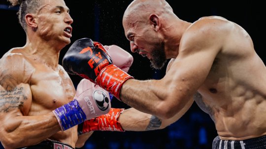 Andrew Tate, plin de sânge la debutul în boxul profesionist! Controversatul luptător, învins de o vedetă Netflix