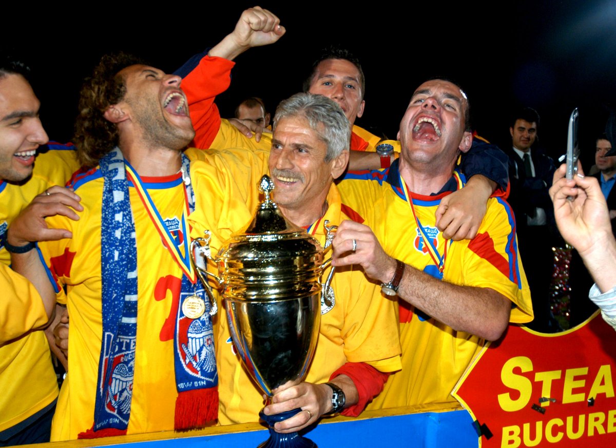 După retragere, Vasile Iordache a fost antrenor cu portarii la Steaua și FCSB