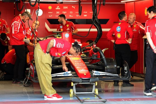 Lewis Hamilton pregătește o mutare importantă