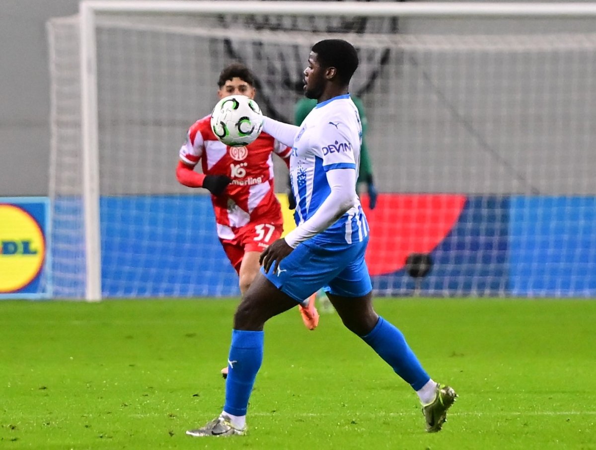 9 goluri a marcat Nsimba la Craiova, în toate competițiile