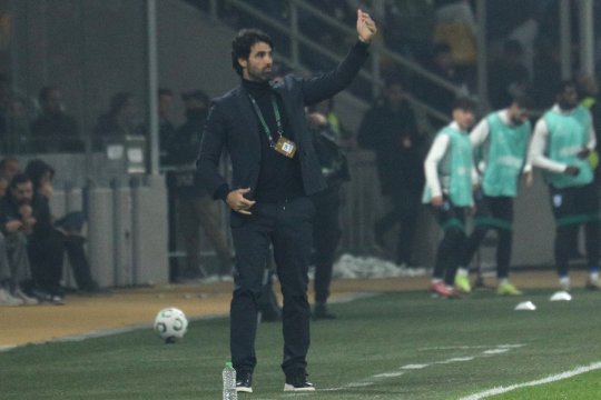 Reacție curioasă a lui Filipe Coelho, după victorie cu Csikszereda: ”De ce mă întrebați de ce nu joacă Nsimba?”