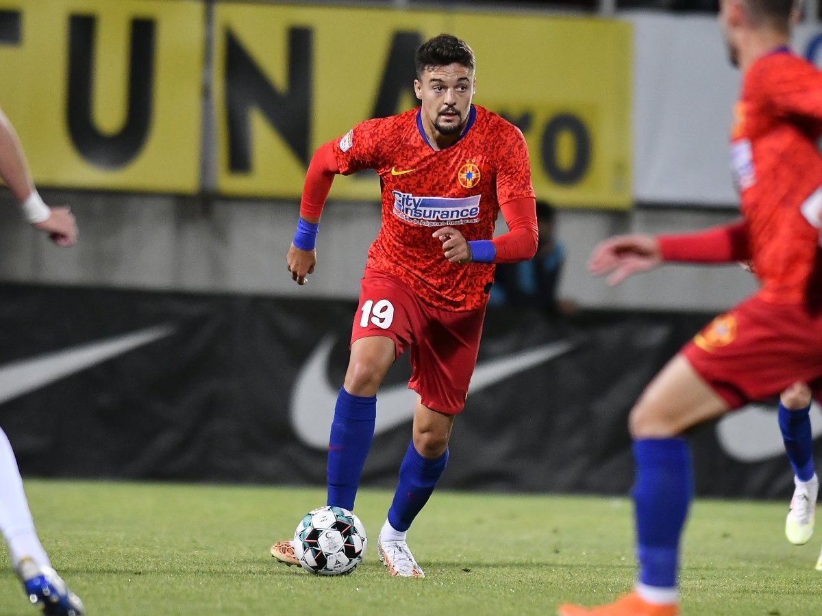 Adrian Petre a evoluat la FCSB în perioada 2020-2021