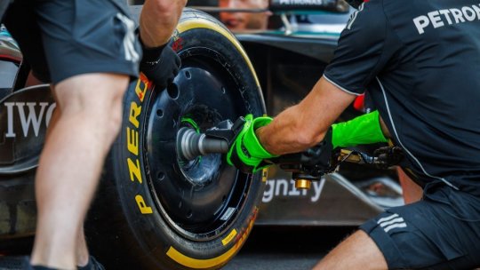 Opt ture și jumătate în jurul lumii: testul suprem pentru anvelopele Pirelli în F1